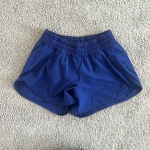 Hotty hot high rise lined Lulu lemon 2.5 navy shorts! Worn once